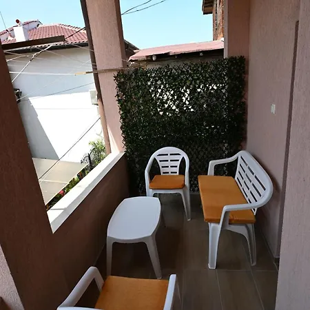 Apartment Kulata Apartments